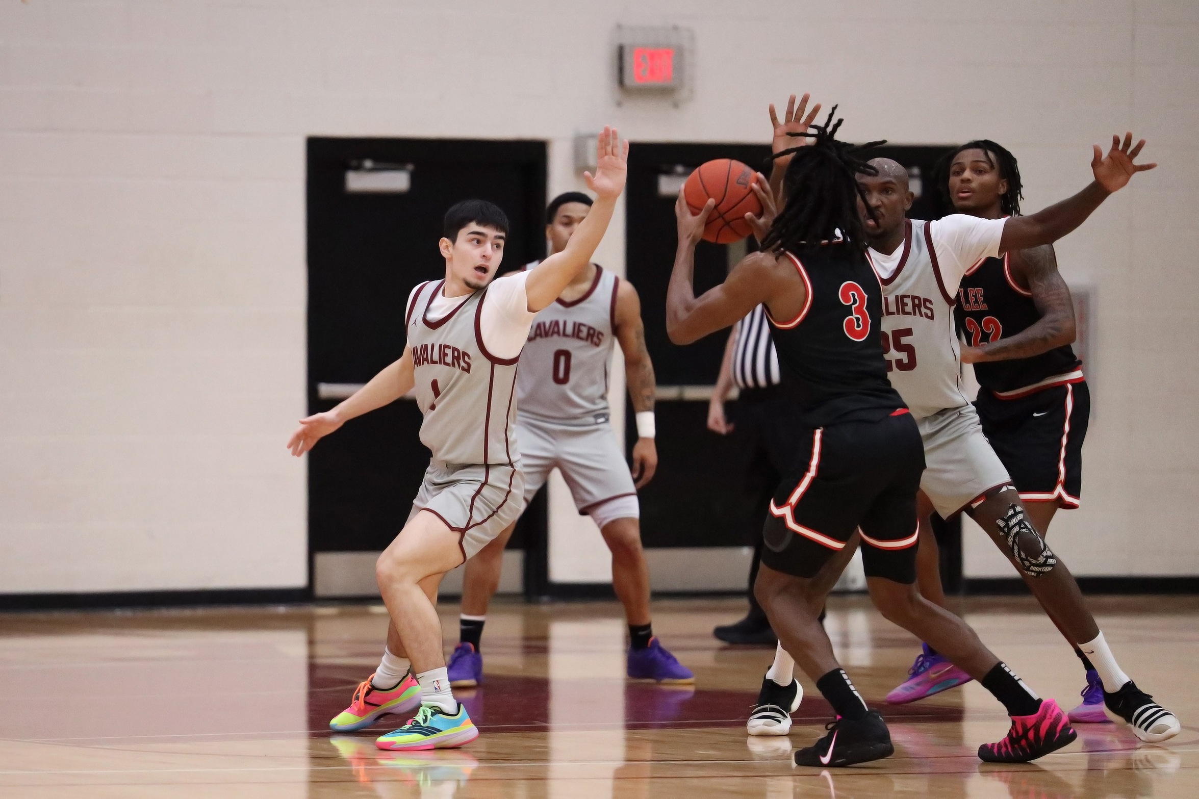 Cavaliers Fall on the Road at Lee College